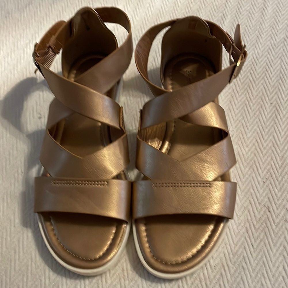 Pierre Dumas sandals